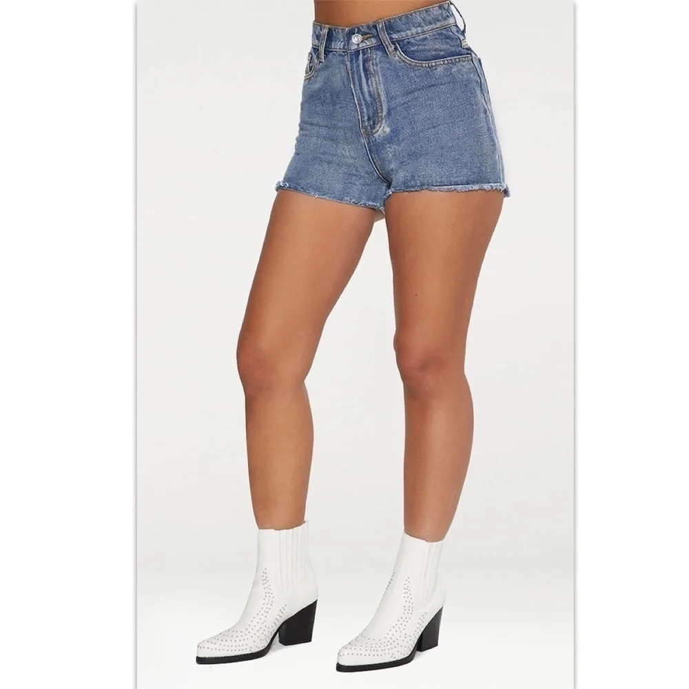 NWT PLT Blue High Waisted Denim Shorts - Picture 3 of 7